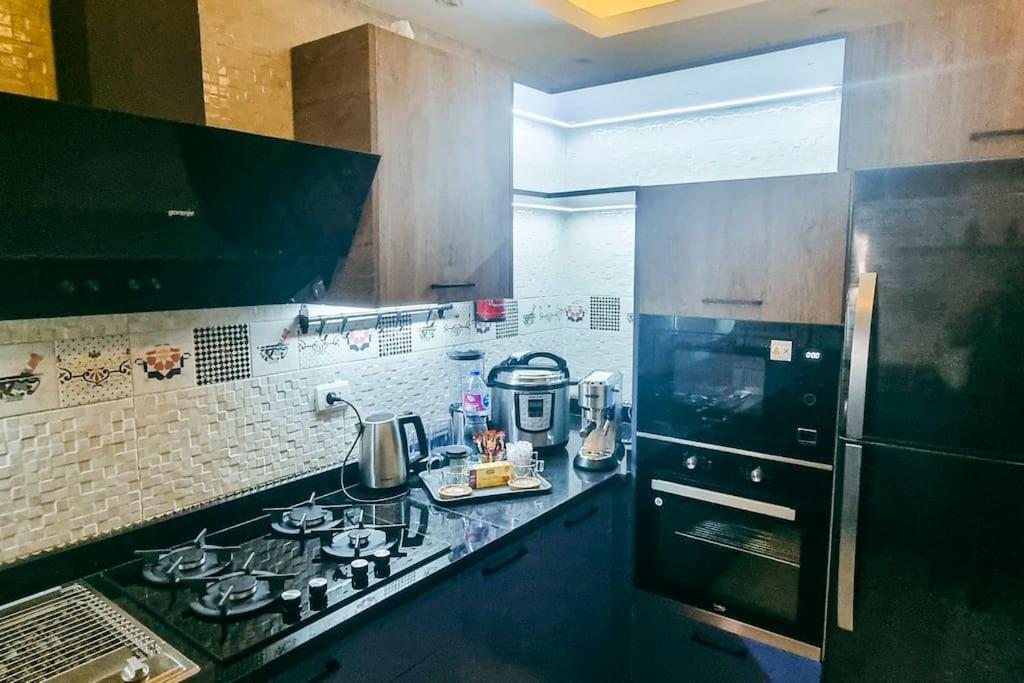 Luxury Vip Apartment Kaherah Luaran gambar